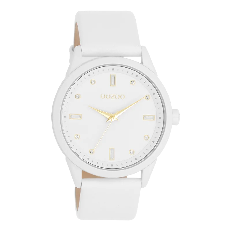 White OOZOO watch with white leather strap - C11354